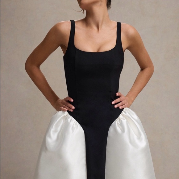 Club L London Christie Elegant Black and White Women's Dress (Basque Waist) - Picture 6 of 7